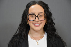 Lauren Healy Headshot 