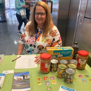 Volunteer collects food donatiuons